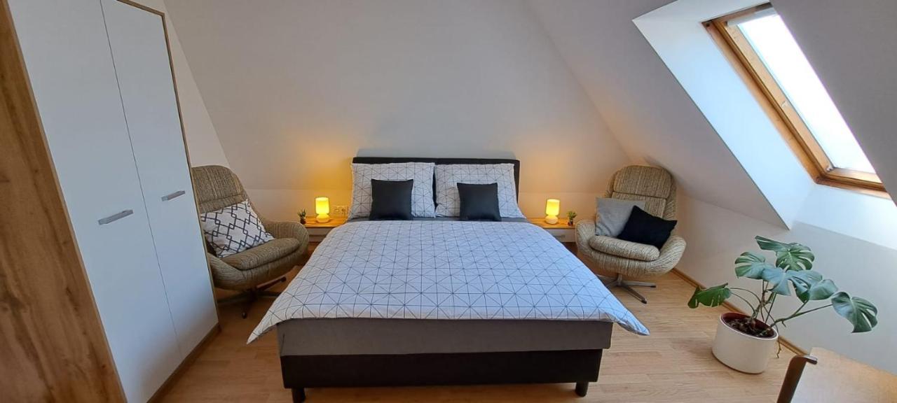 Babi Apartmanhaz Gyenesdiás Kültér fotó