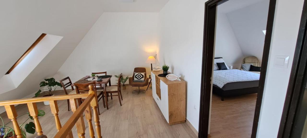 Babi Apartmanhaz Gyenesdiás Kültér fotó