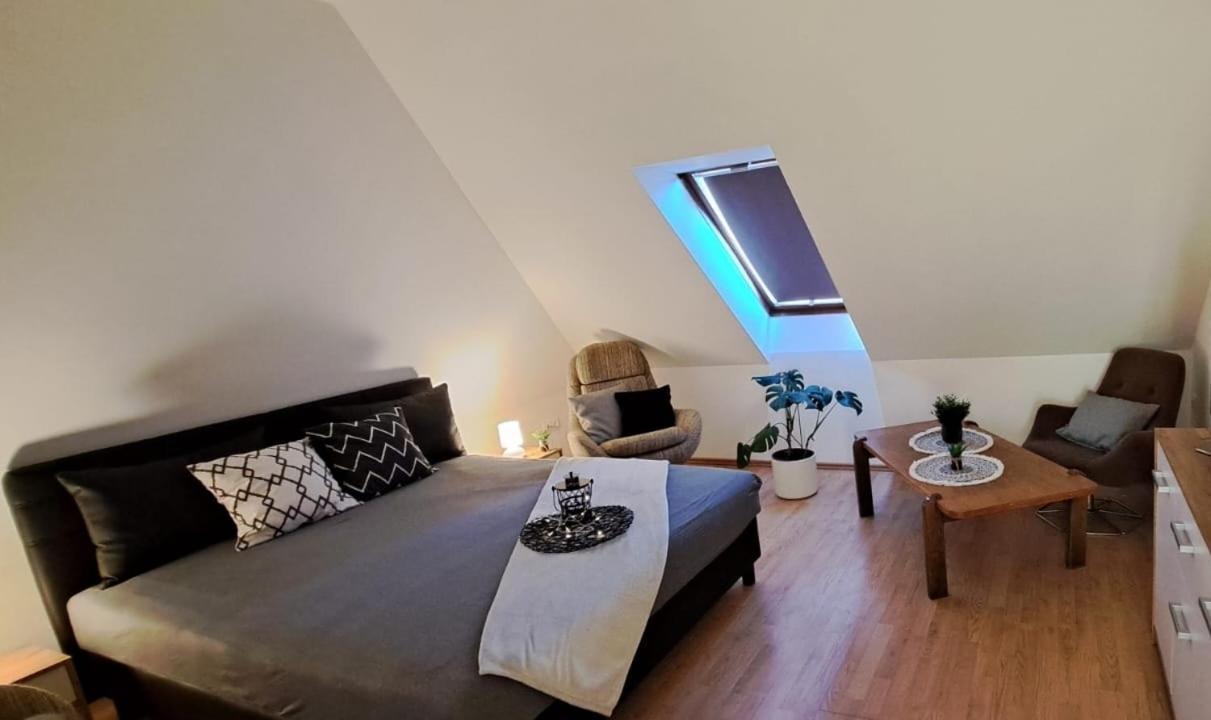 Babi Apartmanhaz Gyenesdiás Kültér fotó