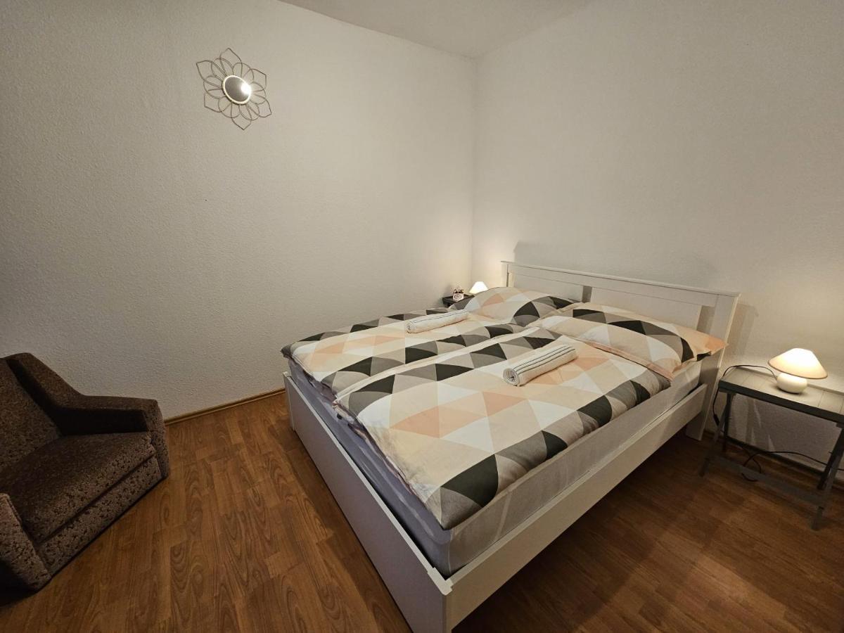 Babi Apartmanhaz Gyenesdiás Kültér fotó