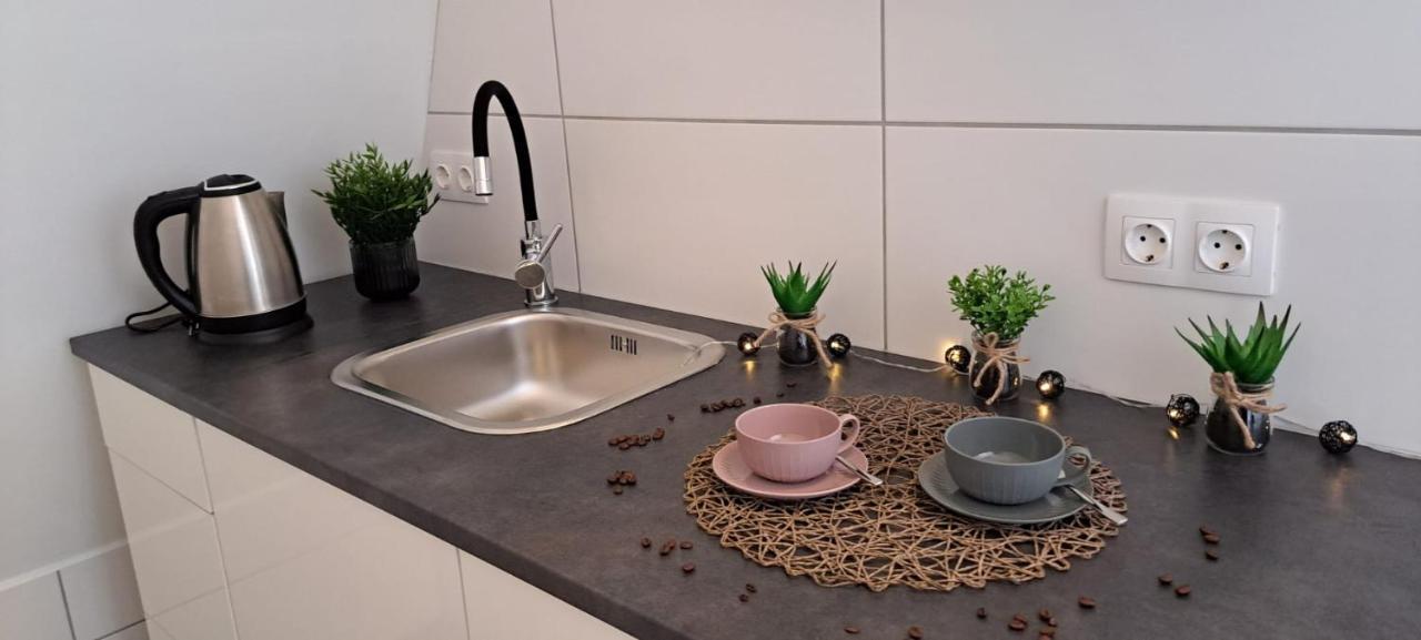 Babi Apartmanhaz Gyenesdiás Kültér fotó